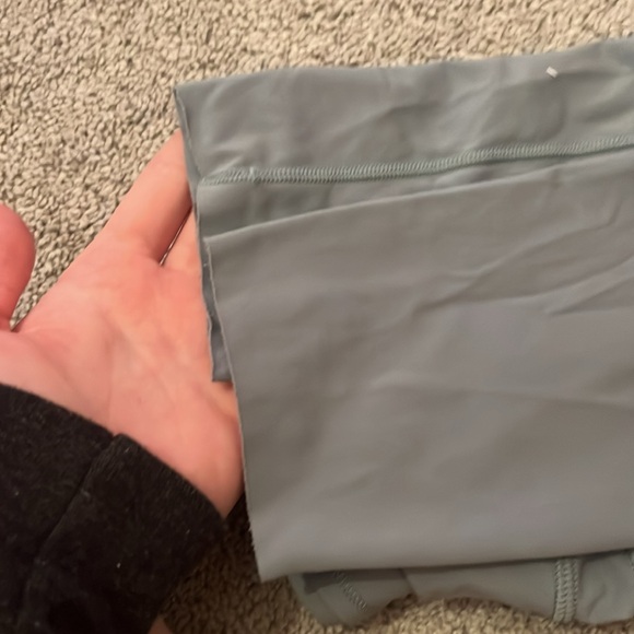 LULULEMON SIZE 4 BLUE LEGGINGS - Picture 2 of 5